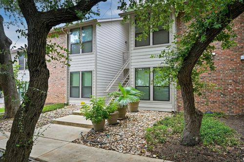 unit-207-3839 Dry Creek Dr, Austin, TX, 78731-4861 | Card Image