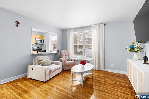2350 Linwood Ave, Fort Lee, NJ, 07024-3864 | Card Image