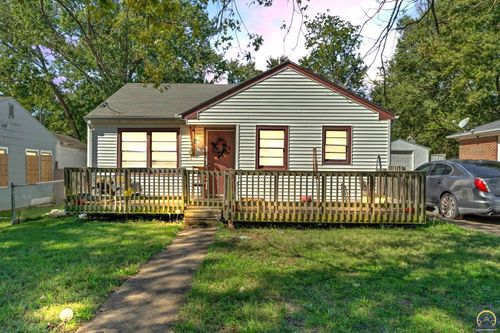r43545-r43582-r43583-2337 Sw Van Buren St, Topeka, KS, 66611-1151 | Card Image