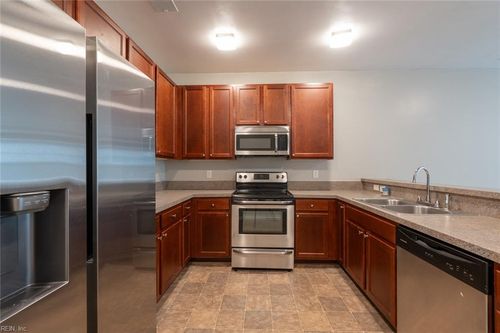 apt-104-4332 Hillingdon Bnd, Chesapeake, VA, 23321-2479 | Card Image