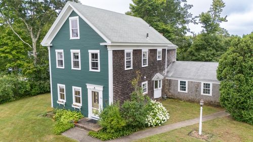 101 Parallel St, Harwich, MA, 02645-2725 | Card Image