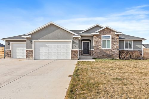 822 S 270 E, Nephi, UT, 84648-2182 | Card Image