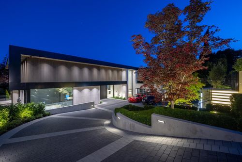 690 Knockmaroon Rd, West Vancouver, BC, V7S1R6 | Card Image