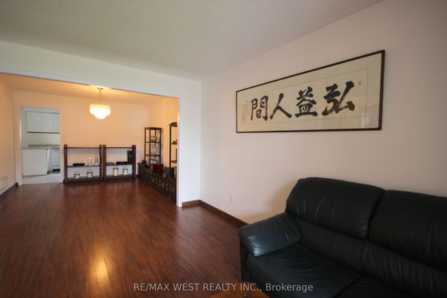 73 Hullrick Dr, House other with 4 bedrooms, 3 bathrooms and 4 parking in Etobicoke ON | Image 11