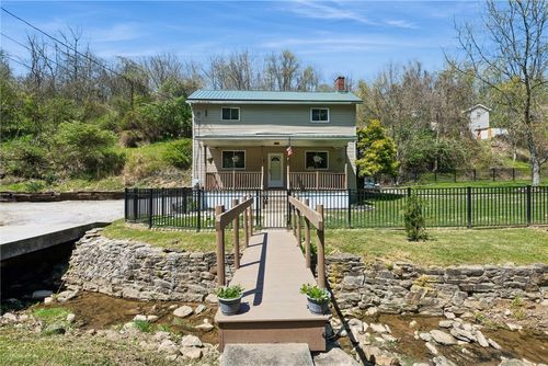 410 Main St, Dawson, PA, 15428-1085 | Card Image