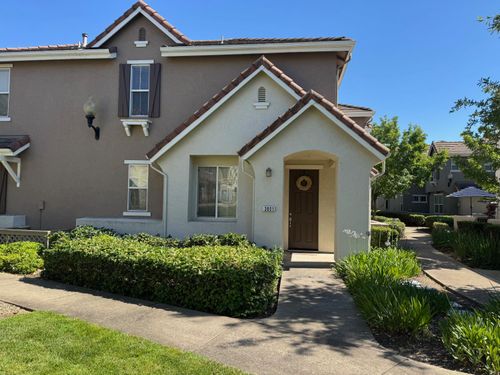 3801 Esplanade Cir, Folsom, CA, 95630-7364 | Card Image