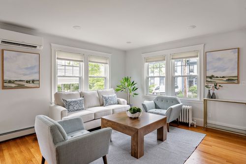21-21 Fessenden Rd, Arlington, MA, 02476-6023 | Card Image