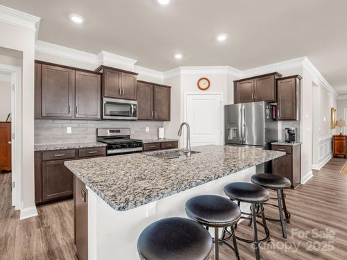 134 Fox Cove Rd, Hendersonville, NC, 28792-0648 | Card Image