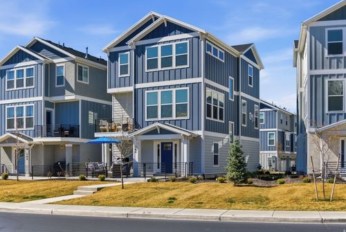 204 S 1700 W, Pleasant Grove, UT, 84062-6256 | Card Image