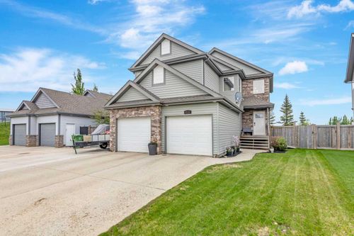 2111 56 Ave, Lloydminster, AB, T9V2W2 | Card Image
