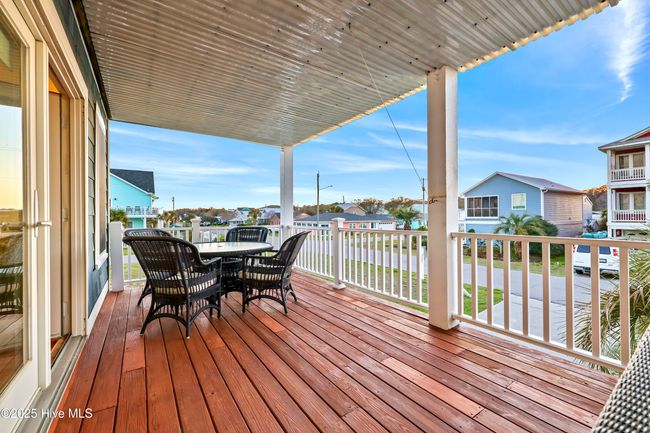 B - 537 Third Ave S, Condo with 4 bedrooms, 5 bathrooms and 1 parking in Kure Beach NC | Image 19