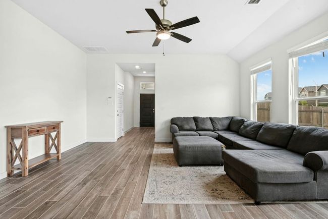 180 Yellowstone Dr, House other with 3 bedrooms, 2 bathrooms and null parking in Kyle TX | Image 9