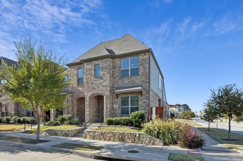 6500 Bold Ruler Ln, North Richland Hills, TX, 76180-2038 | Card Image