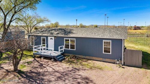 1453 Bucky Oneill Dr, Chino Valley, AZ, 86323-5711 | Card Image