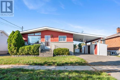 241 Sunnyside Ave, Cornwall, ON, K6H3E2 | Card Image