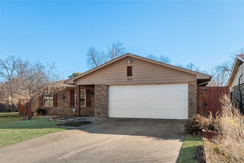1832 Tameria Dr, Irving, TX, 75060-6846 | Card Image