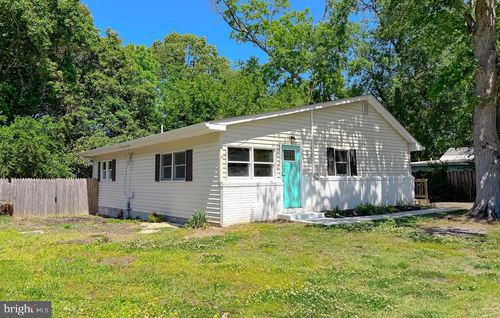 22381 Cedar St, LEONARDTOWN, MD, 20650-2544 | Card Image