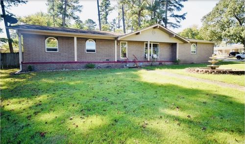 100 Foxwood Dr, Jacksonville, AR, 72076-2613 | Card Image