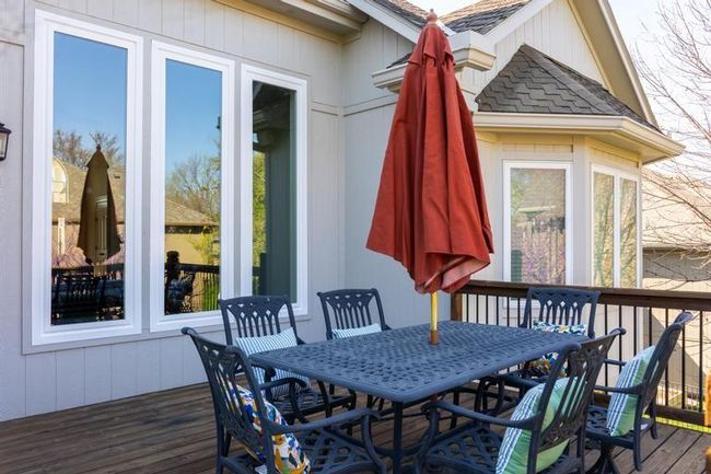 8127 Lone Elm Rd, House other with 5 bedrooms, 5 bathrooms and null parking in Lenexa KS | Image 48