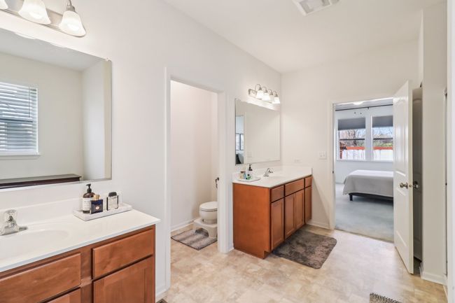 1342 Highpoint Ct, House other with 5 bedrooms, 5 bathrooms and 2 parking in Bartlett IL | Image 26