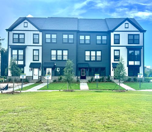 240 Somerset Acres Dr, Summerville, SC, 29486-3098 | Card Image