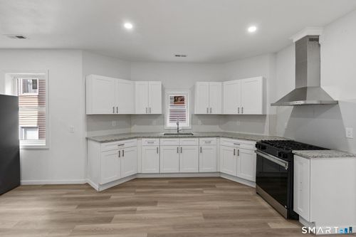1-16 Arch St, Waterbury, CT, 06710-1902 | Card Image