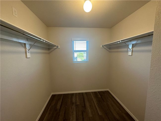 Move in Ready! Actual photo! | Image 15