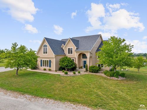 927 E 1938th Rd, Eudora, KS, 66025-9101 | Card Image