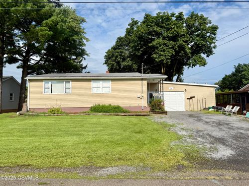 210 Walnut St, Lewisburg, PA, 17837-9722 | Card Image