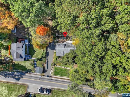 370 Goffle Rd, Hawthorne, NJ, 07506-3512 | Card Image