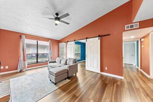 apt-229-2120 Wilcrest Dr, Houston, TX, 77042-2662 | Card Image