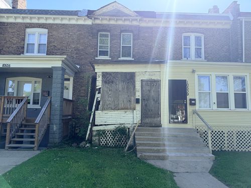 10537 S Corliss Ave, Chicago, IL, 60628-3042 | Card Image