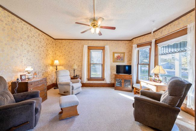 E7695B Highway 23/33, House other with 5 bedrooms, 2 bathrooms and null parking in EXCELSIOR WI | Image 6