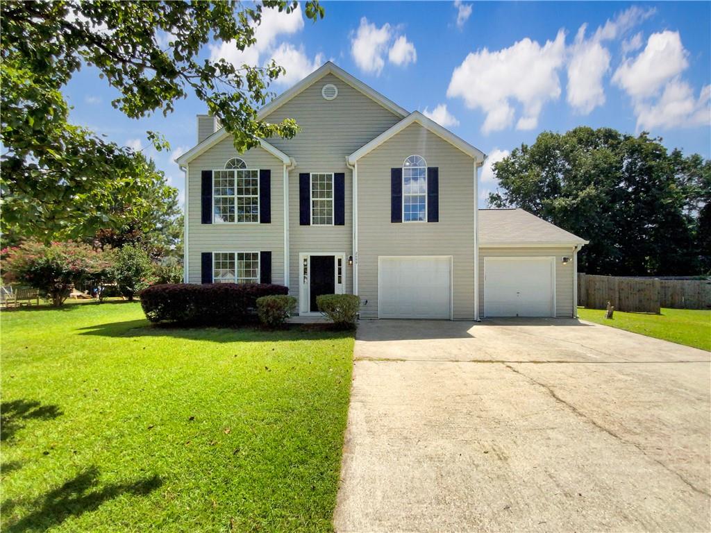 Lolli Ct, Ellenwood, GA 30294