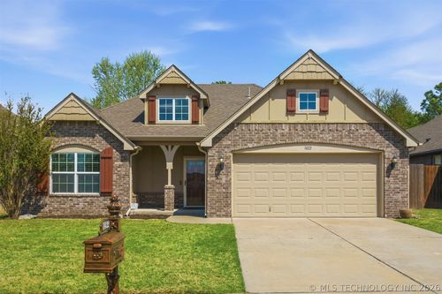 1422 Boston Pl, Broken Arrow, OK, 74012-6914 | Card Image