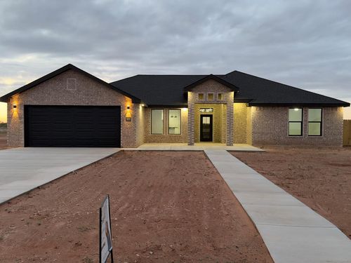 2223 Longhorn Dr, Stanton, TX, 79782 | Card Image