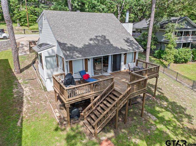516 Hideaway Ln E, House other with 3 bedrooms, 2 bathrooms and null parking in Hideaway TX | Image 34