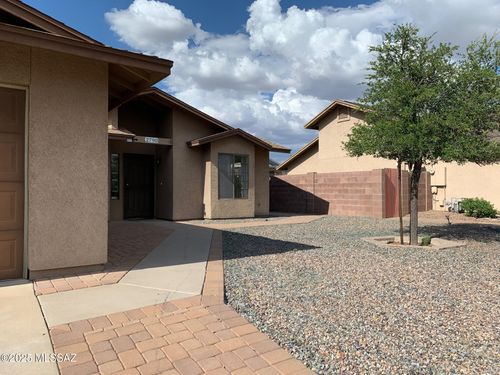 2790 Chalfont Dr, Tucson, AZ, 85742-8931 | Card Image