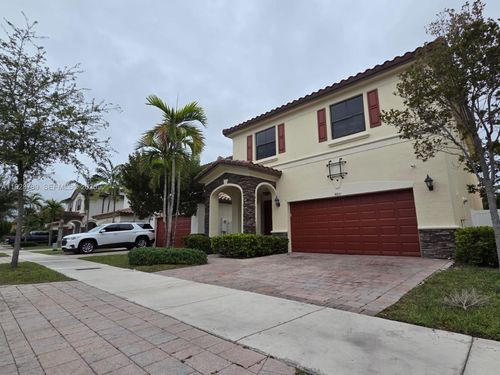 8841 W 34th Ct, Hialeah, FL, 33018-1879 | Card Image