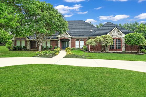 146 River Run Dr, Azle, TX, 76020-1562 | Card Image
