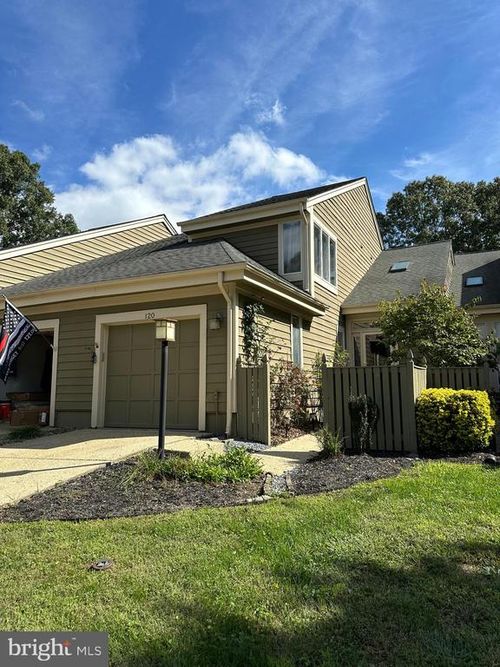 120 Cranes Crook Ln, ANNAPOLIS, MD, 21401-7227 | Card Image