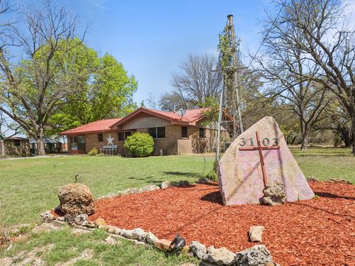 3103 Coggin Ave, Brownwood, TX, 76801-6009 | Card Image