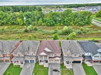 7721 Sassafras Trail, House other with 4 bedrooms, 7 bathrooms and 6 parking in Niagara Falls ON | Image 2