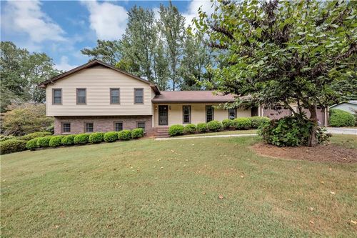 101 Early Parkway Dr Se, Smyrna, GA, 30082-3121 | Card Image