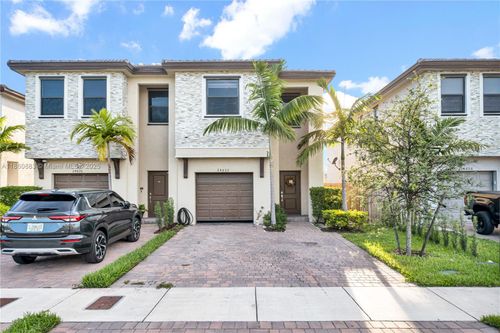 24822 Sw 107th Ave, Homestead, FL, 33032-6335 | Card Image