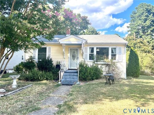 202 Maple Ln, Colonial Heights, VA, 23834-3232 | Card Image