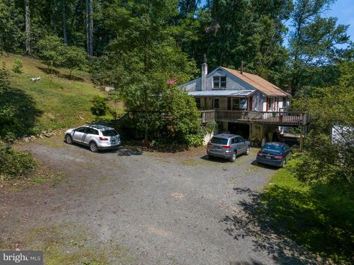 637 Forgedale Rd, BARTO, PA, 19504-8808 | Card Image