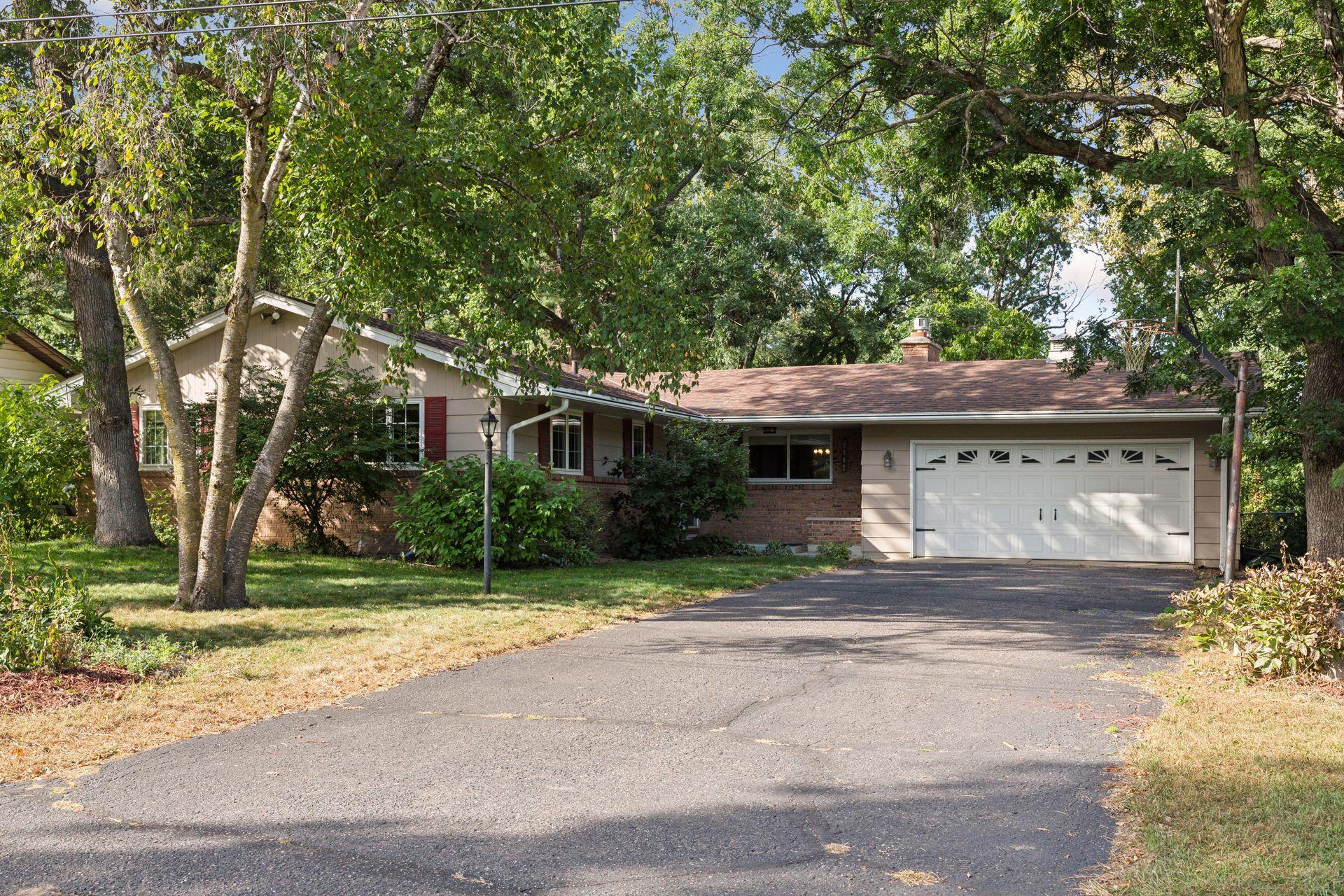 17th St, Saint Paul, MN 55112