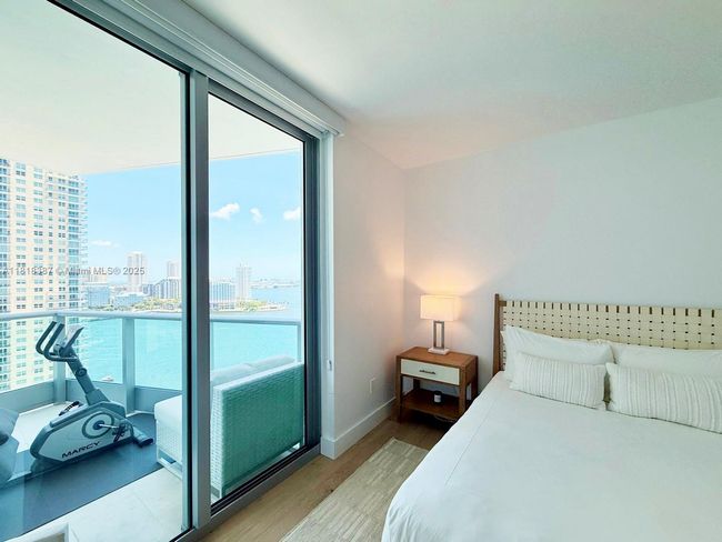 APT-2002 - 1331 Brickell Bay Dr, Condo with 2 bedrooms, 2 bathrooms and null parking in Miami FL | Image 19