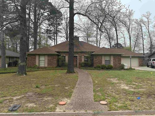 2109 Wellington Dr, Pine Bluff, AR, 71603-7627 | Card Image